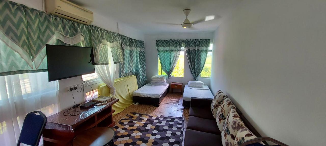 Pondok Muara Chalet Pantai Cenang  Exterior foto