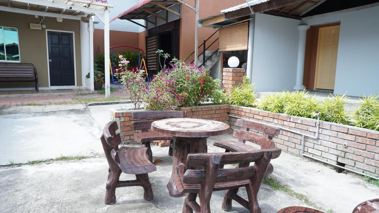 Pondok Muara Chalet Pantai Cenang  Exterior foto